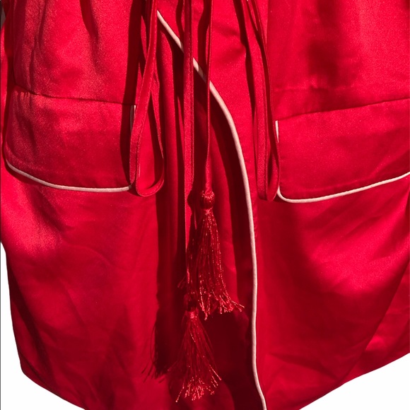 Victoria's Secret Silk Red Robe NWT Size L - Picture 8 of 8